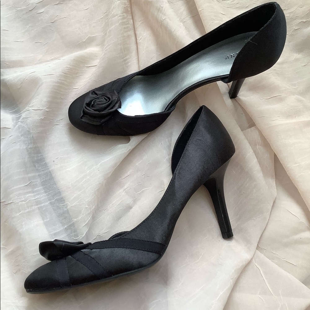 Fioni Black Heels